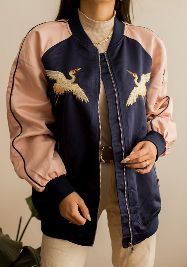 Nowa bomberka z haftami L