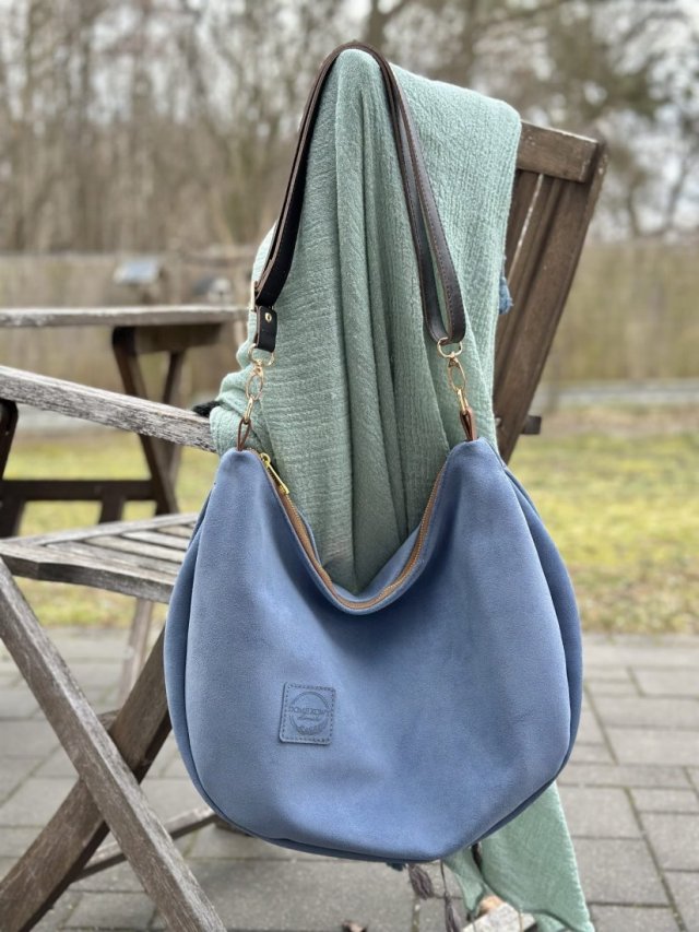 Skórzana torebka - Hobo w  kształcie Rogala, BLUE SKY - DOMILKOWYDOMEK