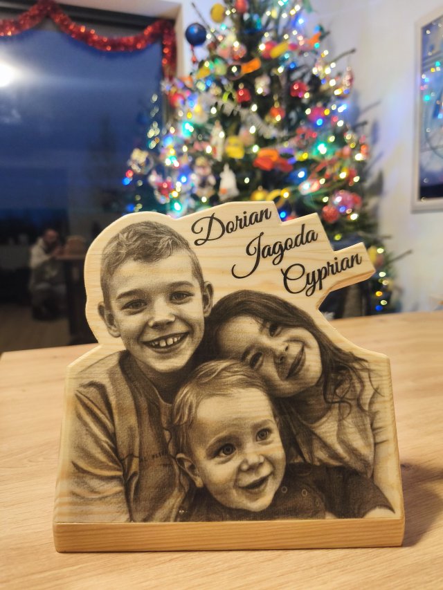 Twoje Wspomnienia na Drewnie – Personalizowana Deska(HIT)