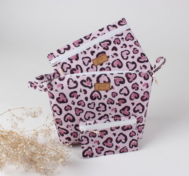 Komplet 3 kosmetyczek - idealny prezent walentynkowy