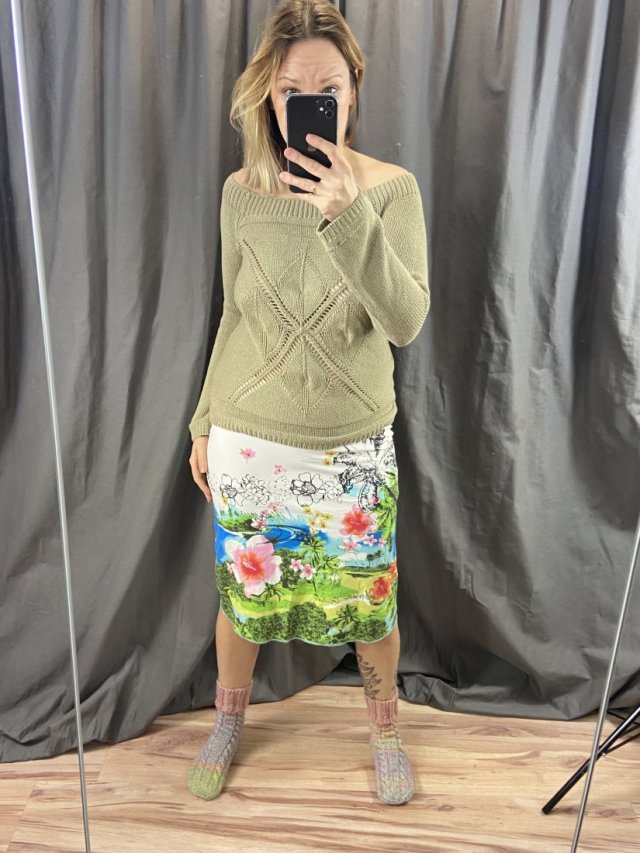 ołówkowa spódnica