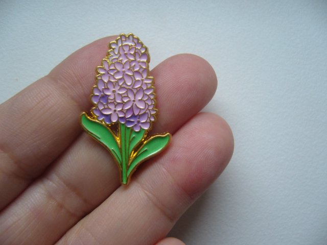PIN PRZYPINKA BROSZKA KWIAT HIACYNT