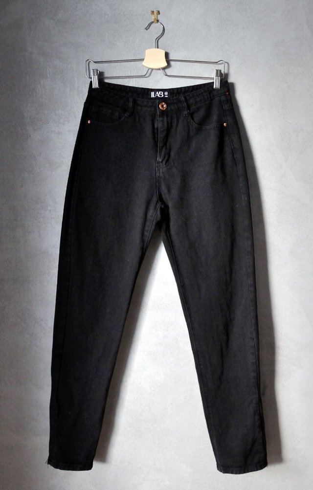 Czarne ponadczasowe mom jeans S M