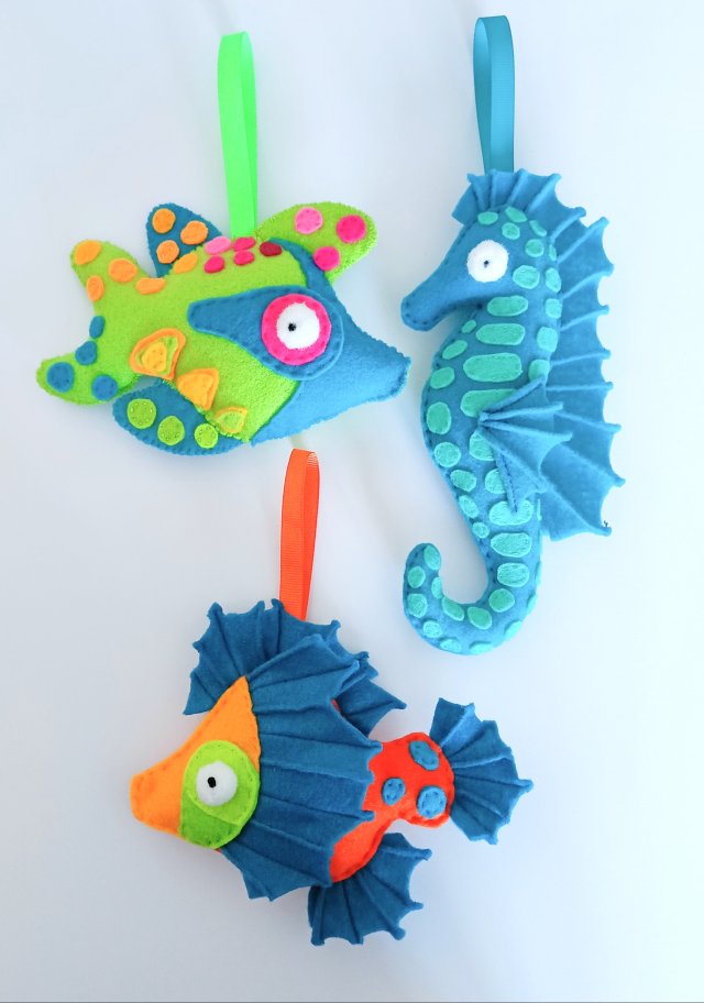 Zestaw zwierzątek na sznureczku