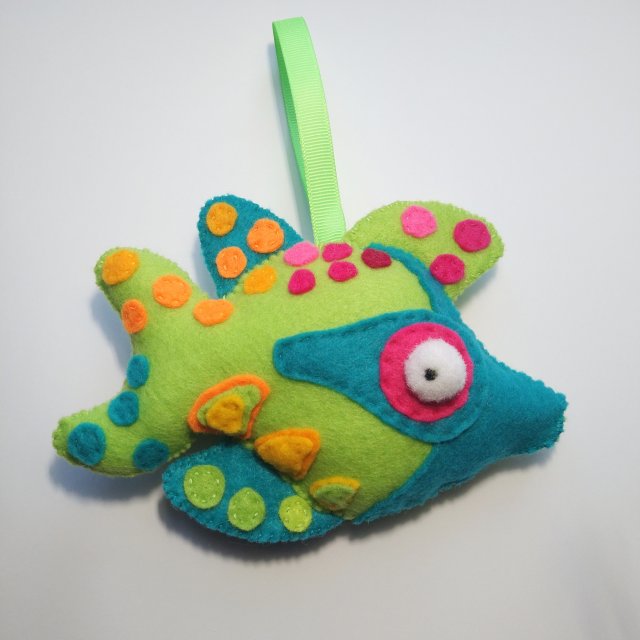 Rybka z filcu na sznureczku - zawieszka 79,00 zł