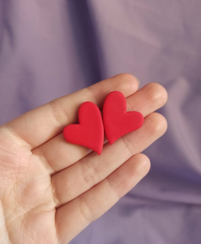 Kolczyki z gliny polimerowej serduszka