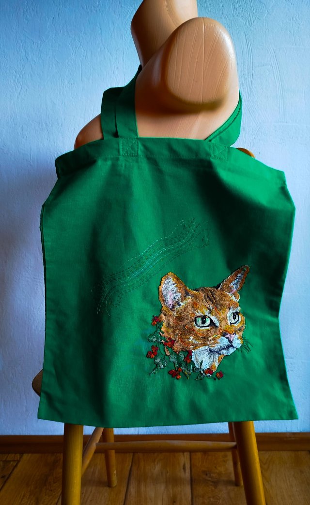 Haftowana torba z kotem