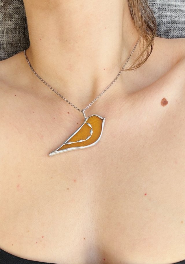 Naszyjnik Witraż Łańcuszek ze szklaną zawieszką "Ptak" Wisior