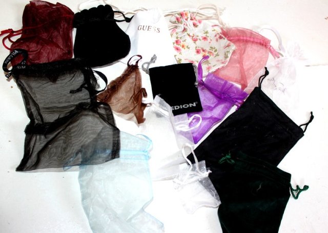 WORECZKI  na biżuterię 15szt mix