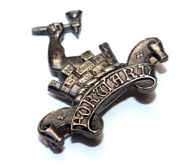 Kolekcjonerska retro skautowska  broszka ENGLAND