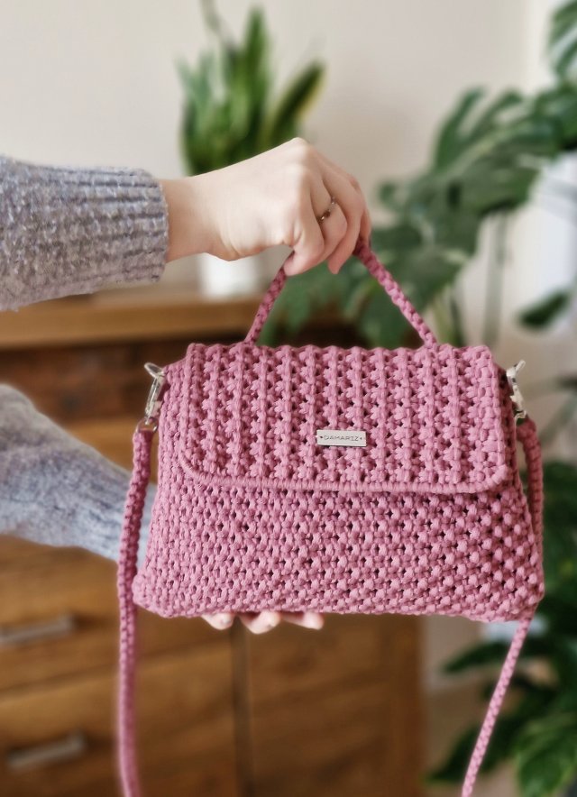 Elegancka torebka - kuferek - brudny róż