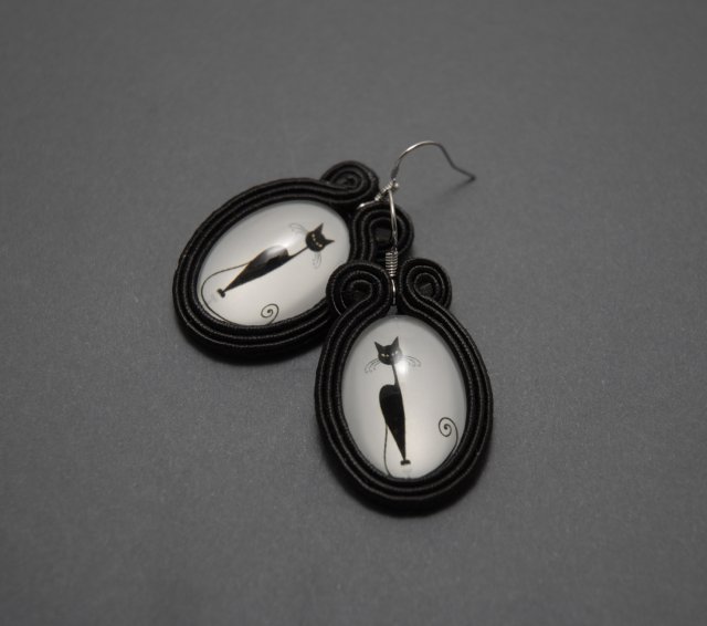 kolczyki sutasz z kotem