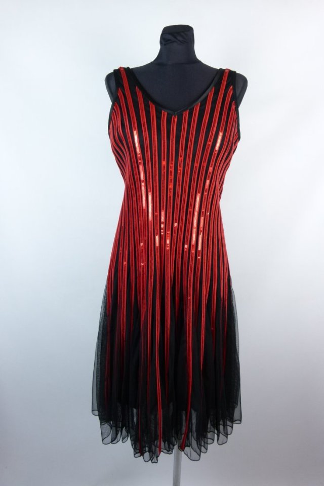 Stella Morgan cekinowa sukienka do kolan 14 / 40