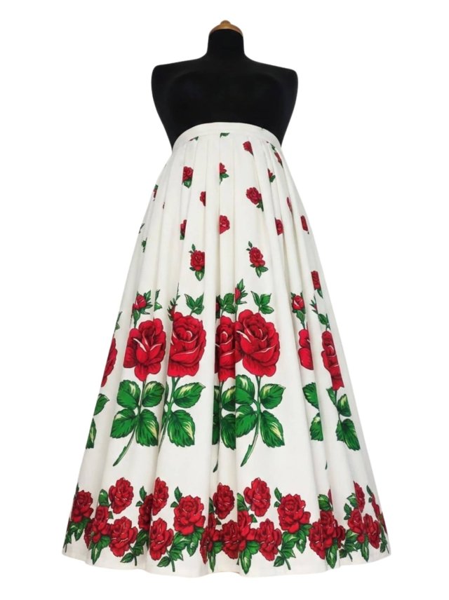 Spódnica folkowa w róże biała