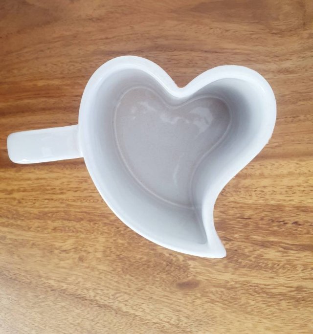 Kubek vintage w kształcie serca