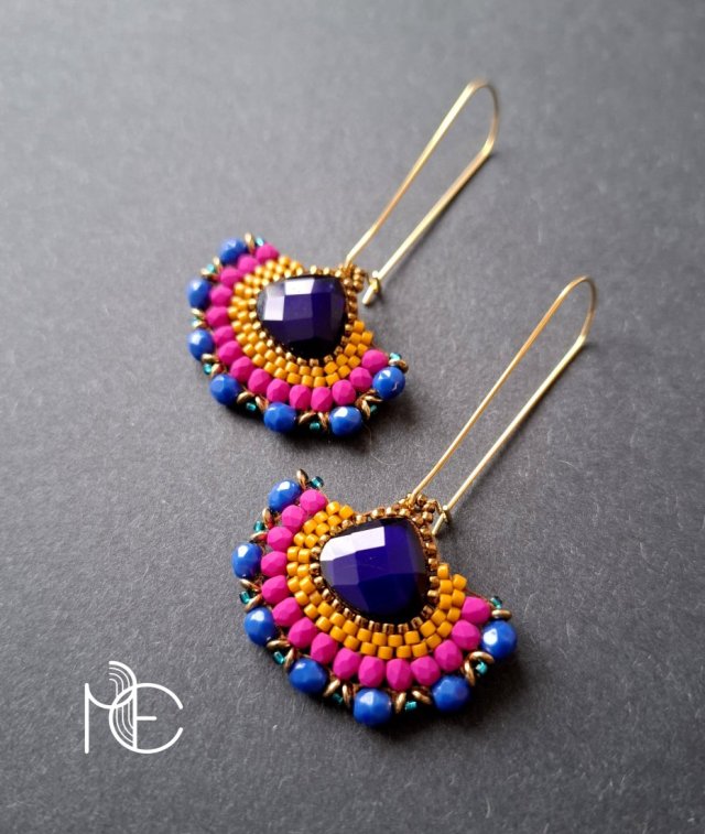 w szkle kolorowym no25