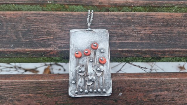 Pomarańczowe maki - wisiorek