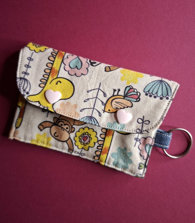 Upcyclingowy Mini Portfelik Etui na Karty - małe zoo