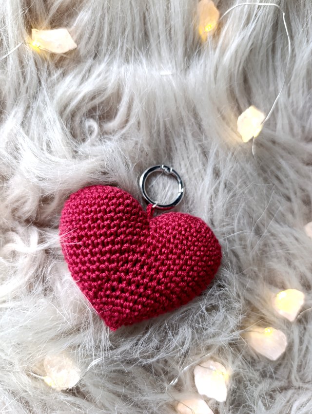 Serce szydełkowe zawieszka brelok