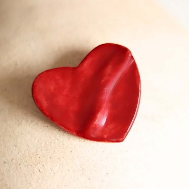 Broszka ceramiczne czerwone serce