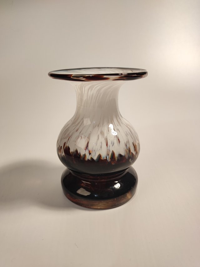 Wazon szklany Guldkroken Glashytta Hjo, szkło artystyczne, Skandynawia, vintage