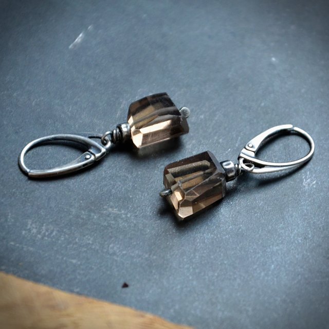 Kolczyki z kwarcem dymnym