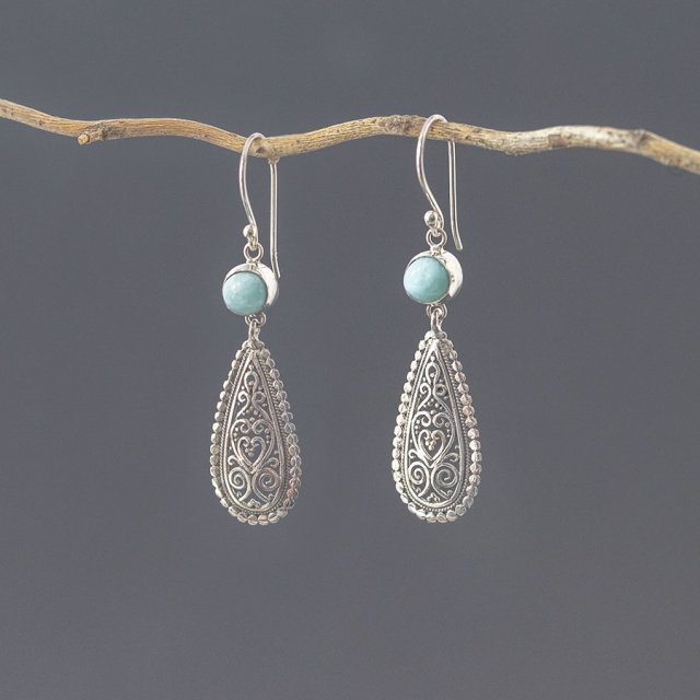 Srebrne kolczyki z larimarem