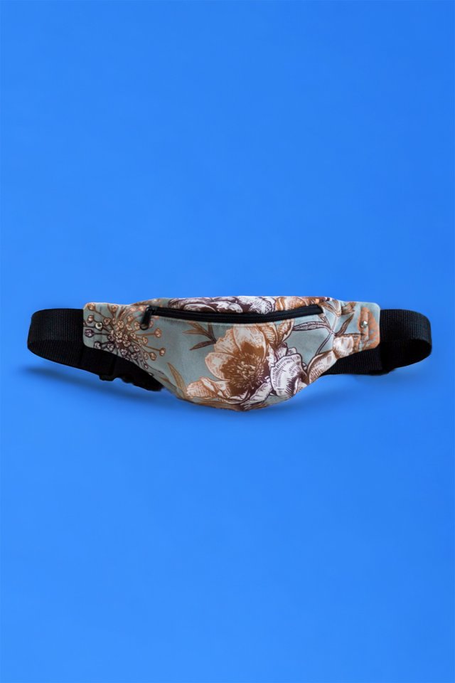 Mała laurowa nerka z weluru w kwiaty