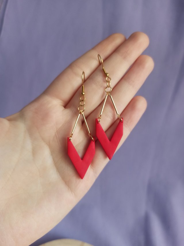 Kolczyki z gliny polimerowej "v"