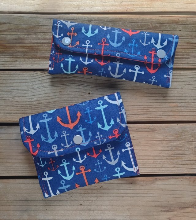 Etui kwiaty - Zestaw podróżny 19