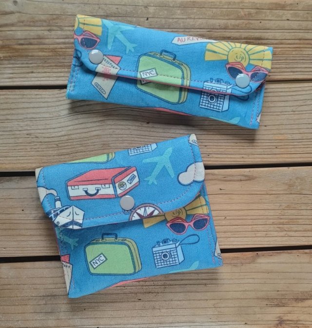 Etui kwiaty - Zestaw podróżny 21