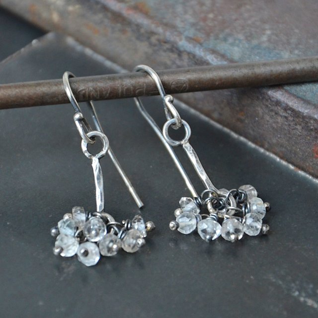 Kolczyki grona z topazem