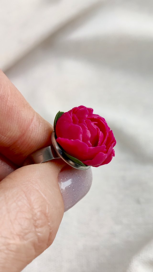 Elegancki komplet z piwoniami: Kolczyki i Pierścionek (Głęboki Burgund)