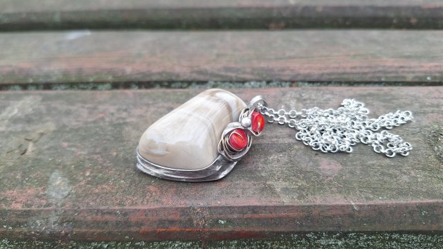 Krzemień pasiasty - wisiorek