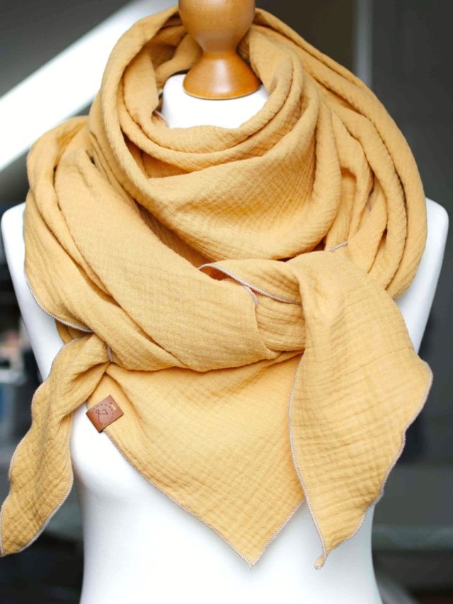 Chusta muślinowa bawełniana- damska chusta trójkątna - modna chusta na wiosnę jesień