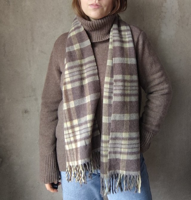 Wełniany szalik w kratę kratkę Part Two scandi 100% wełna