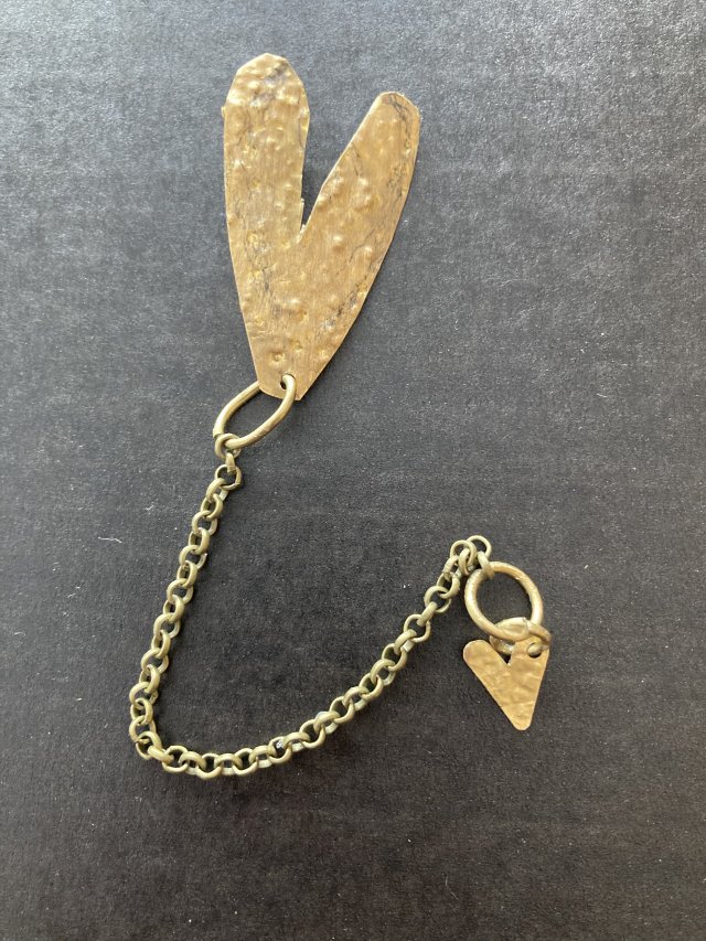 Broszka serce młotkowana