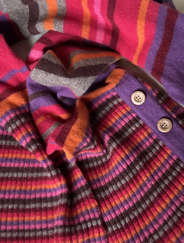 JOHN LEWIS 80 % Lambswool 20 % nylon fantastycznie kolorowy miękki ciepły szał