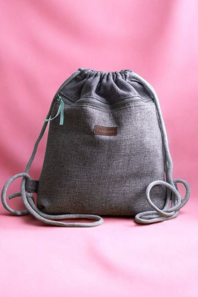 Szary pleciony workoplecak z przednią kieszenią