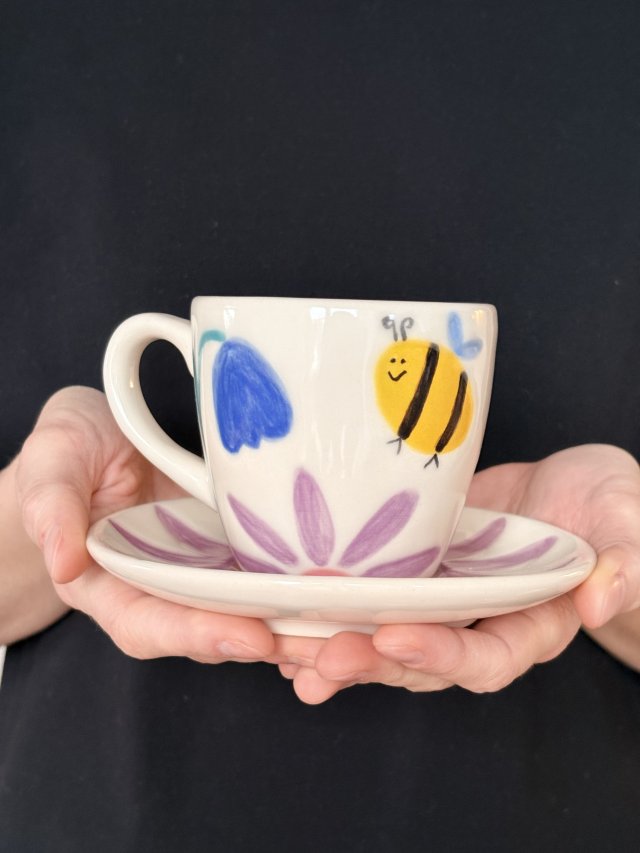 Filiżanka z talerzykiem - Łąka