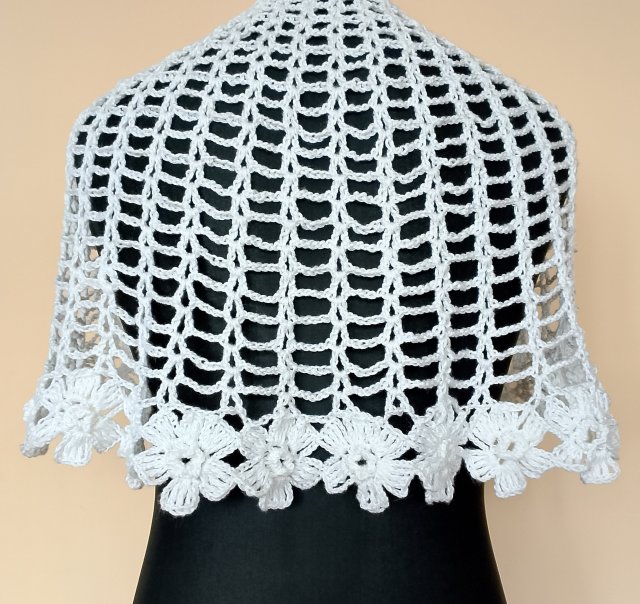 Biała pelerynka komunijna, z kaszmirem i jedwabiem