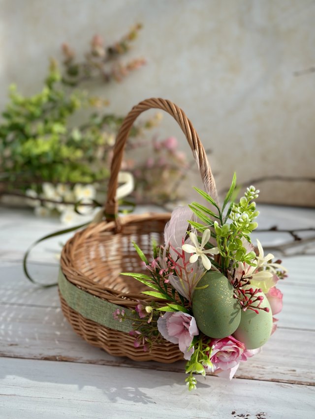 Koszyczek wielkanocny, koszyk wiklinowy na święcone