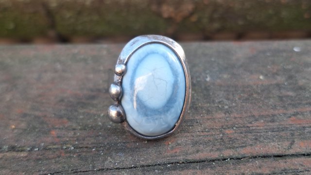 Opal niebieski - pierścionek regulowany