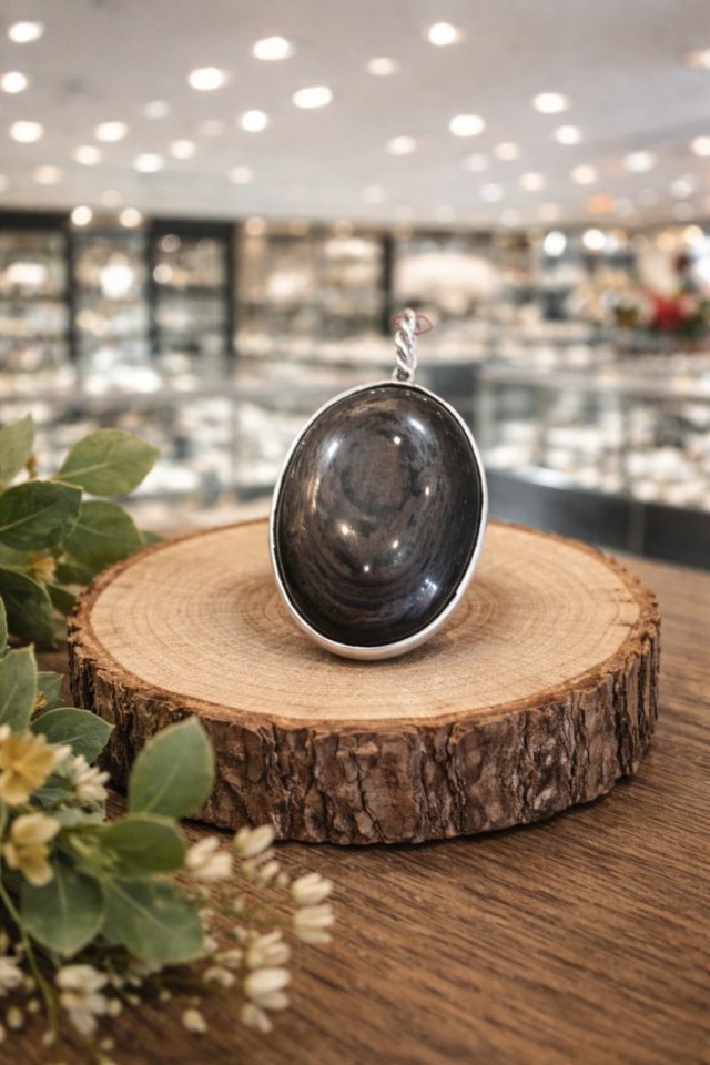 Wisiorek srebrny 925 z naturalnym kamieniem hiperstein