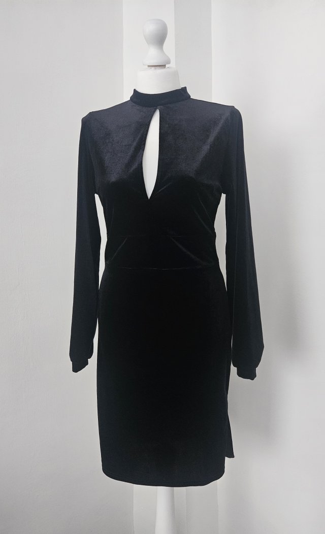 NA-KD Welurowa Sukienka