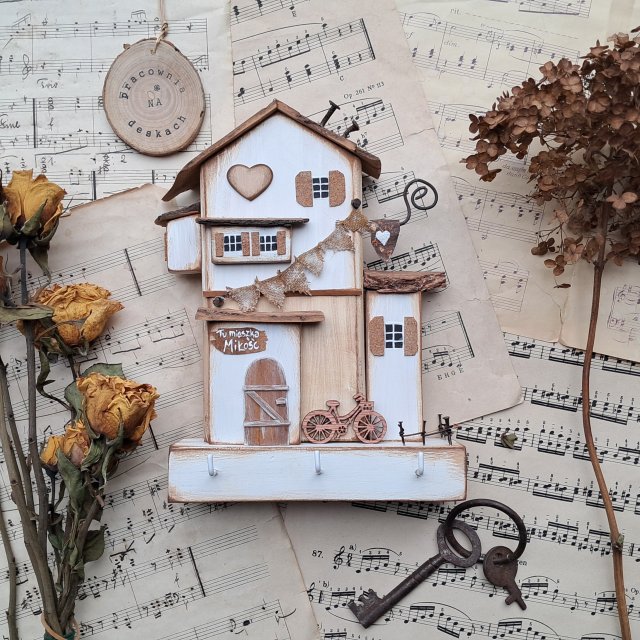 wieszak na klucze i drobiazgi on 1