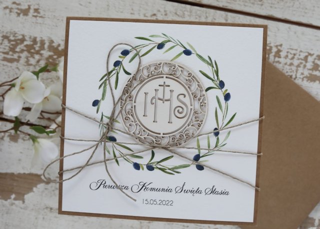Piękna stylowa personalizowana kartka pamiątka komunii z życzeniami