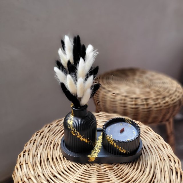 Zestaw dekoracyjny z połączeniem złota