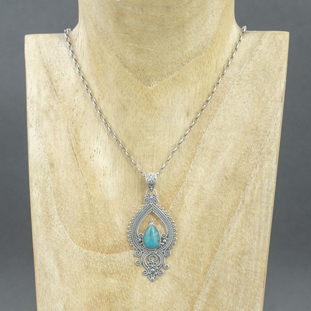 Srebrny wisiorek z turkusem