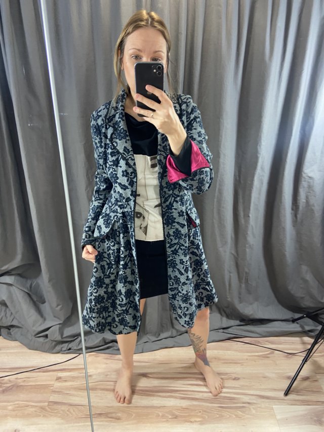 nomads piękny płaszcz